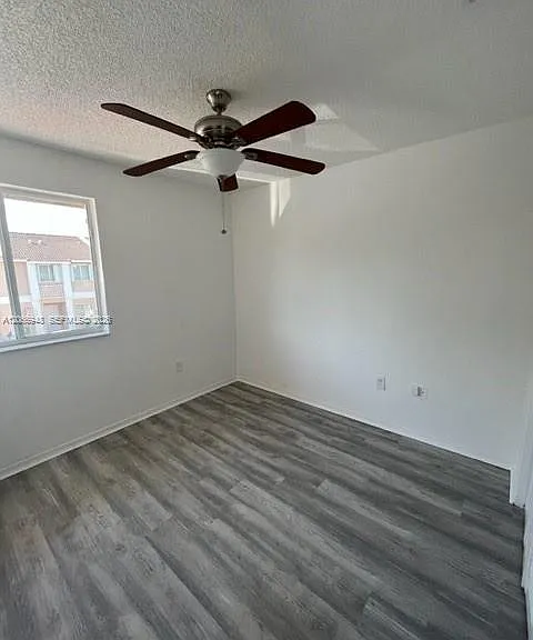 17773 SW 140th Ct — Photo 3
