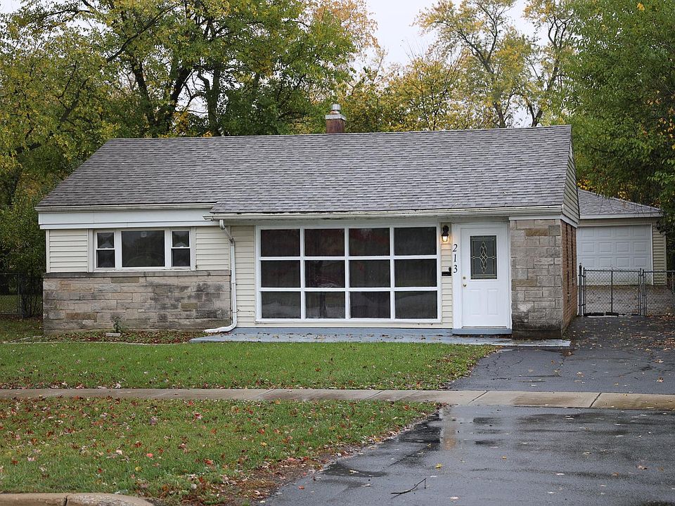 1st image of 213 Sauk Trl