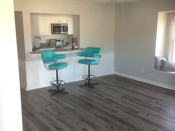 3rd image of 1119 Crist Pl