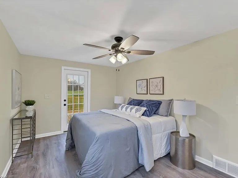 33381 Detroit Rd — Photo 23
