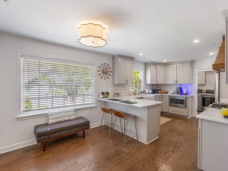 7270 Penbrook Cv — Photo 12