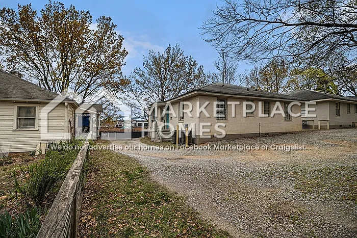 509 Woodward Ave SE — Photo 17