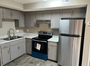 545 E 3rd St APT 1, Cookeville, TN 38501