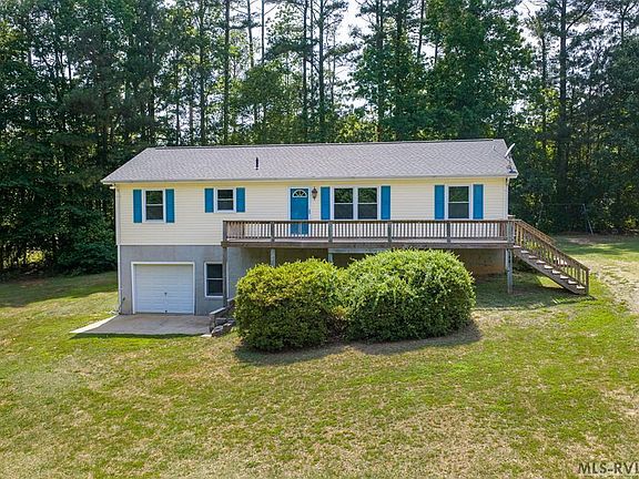 2nd image of 113 Parkside Ct