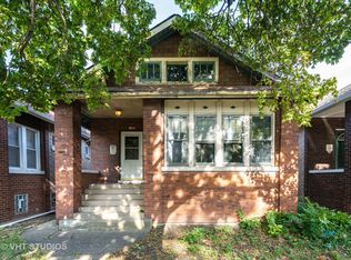 3817 N Richmond St, Chicago, IL 60618