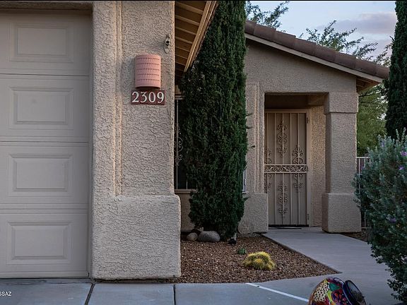 3rd image of 2309 W Tortolita Bluffs Dr