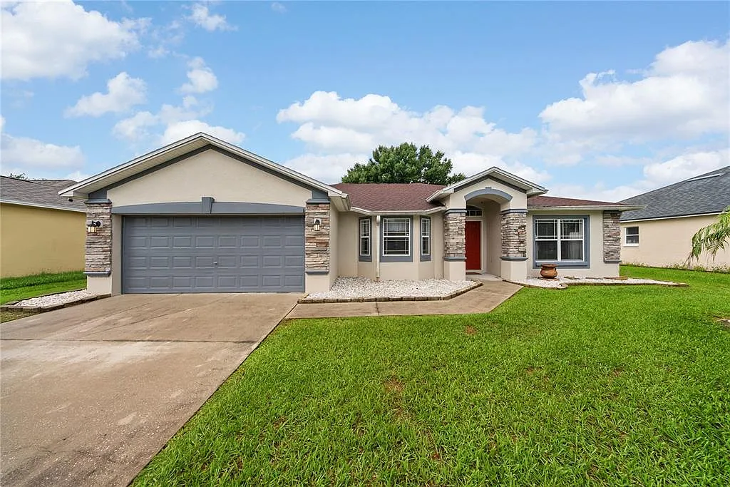 3 bed, 2.0 bath, 1627 sqft, $2,500 — Photo 1