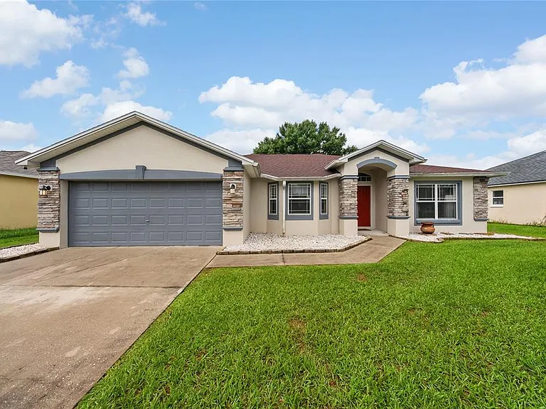 8207 Westmont Terrace Dr — Photo 1