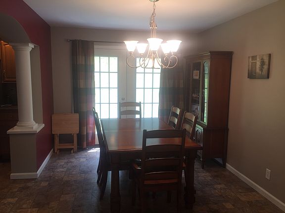 4th image of 321 Haymond Hill Dr