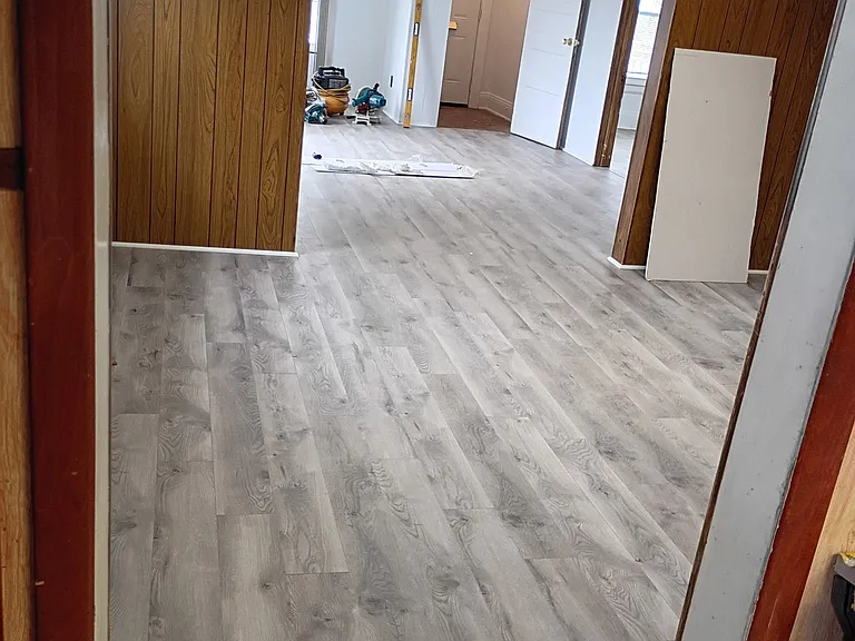 2215 Lincoln Ave — Photo 1