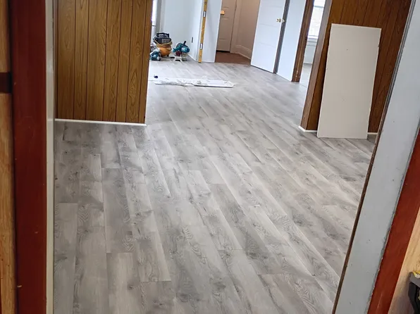 2215 Lincoln Ave, Saginaw, MI 48601