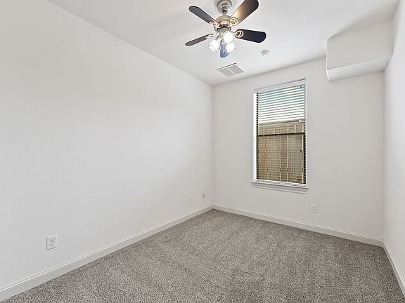 3rd image of 2305 Bastrop St #A