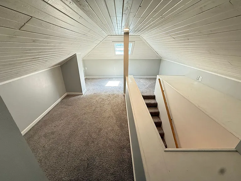 1038 S Fremont Ave — Photo 28