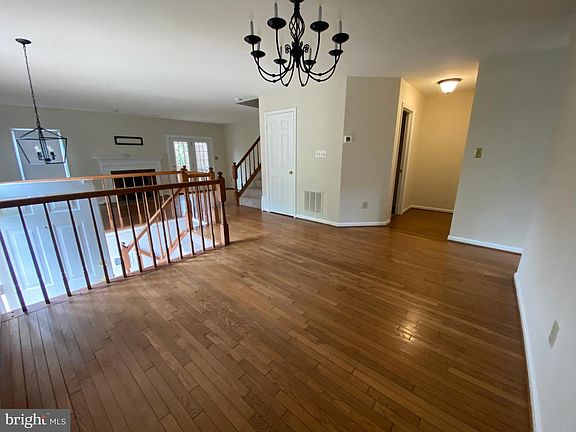 2nd image of 7429 Salford Ct