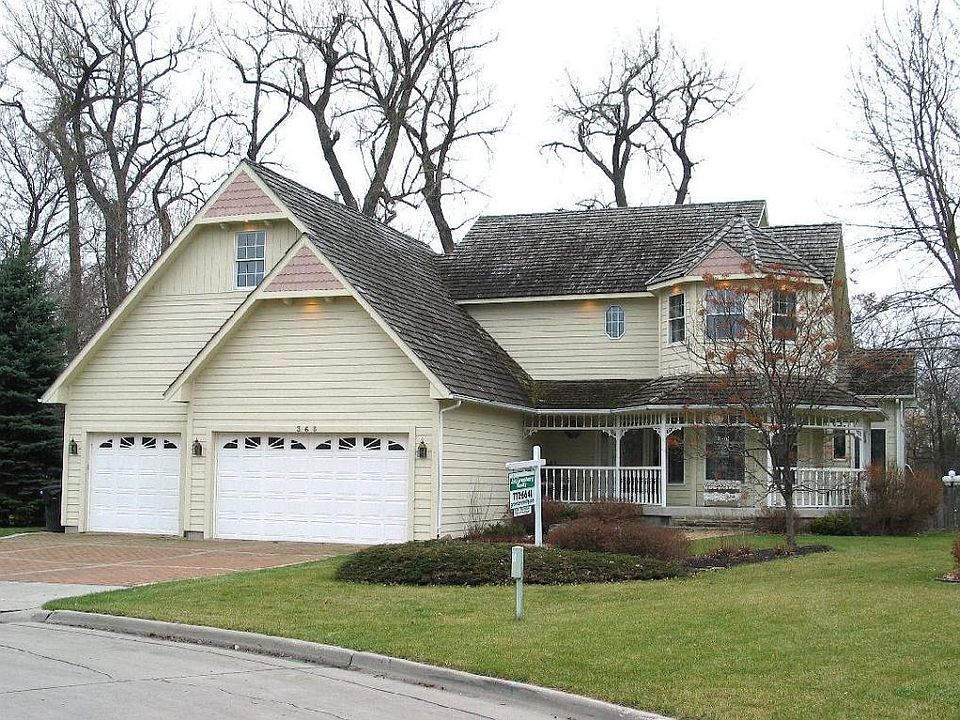 1st image of 365 Woodland Cir