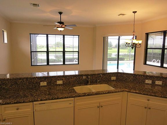 5th image of 12548 Astor Pl