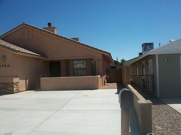 2nd image of 2740 Emerson Ave