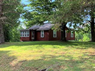 3727 Lansing Edmond Rd, Edmond, WV 25837