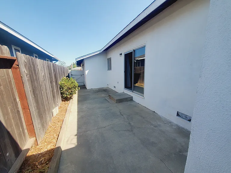 1956 65th Ave — Photo 25