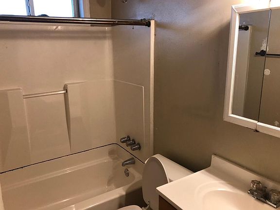 5th image of 4731 Rosemont Pl