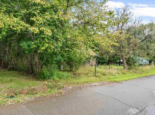 1703 Case Knife Rd, Pulaski, VA 24301