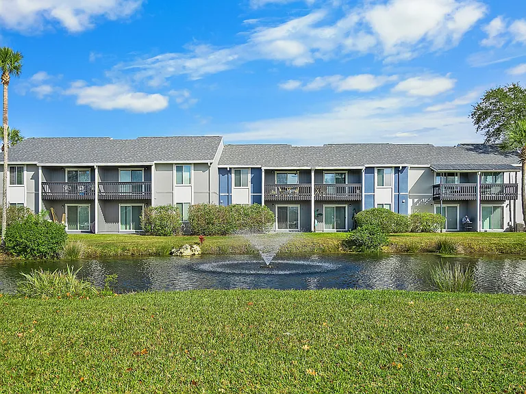 Aqua at Windmeadows — Photo 8