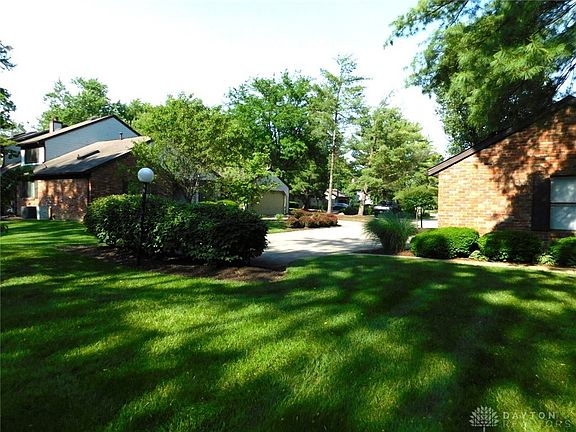 4th image of 311 Bedford Glen Ln #35
