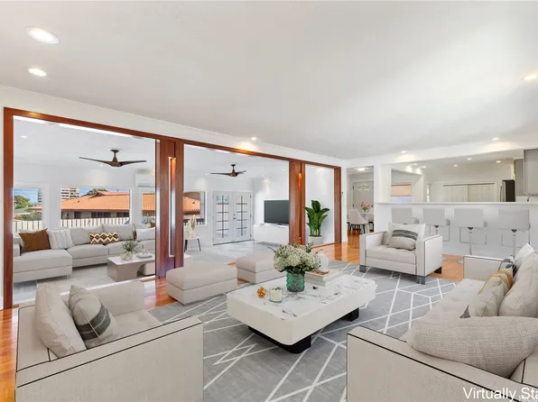 1127 Luawai Pl, Honolulu, HI 96816