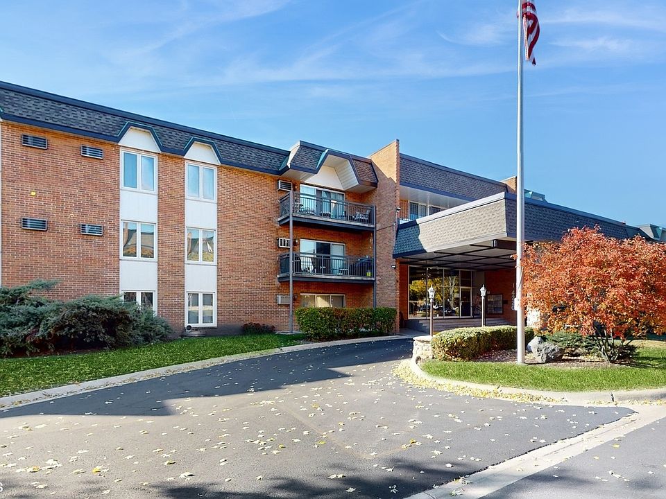 1st image of 4220 Saratoga Ave APT 111