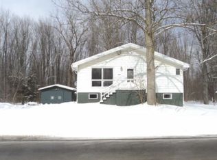 10553 Wayne Center Rose Rd, Clyde, NY 14433