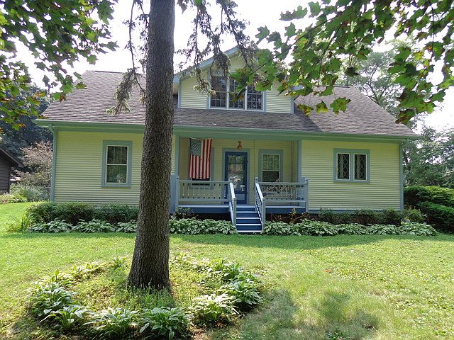 1st image of 27W211 Sunnyside Ave