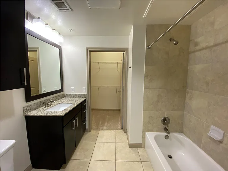 2700 Brazos St #4308 — Photo 7
