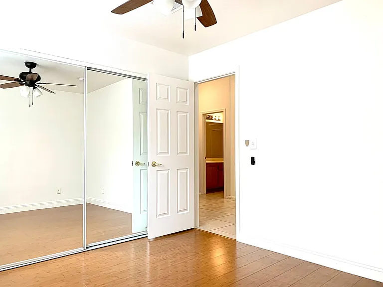 3821 Bombastic Ct — Photo 18