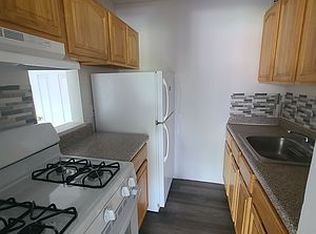 12327 Merrick Blvd APT 6, Jamaica, NY 11434