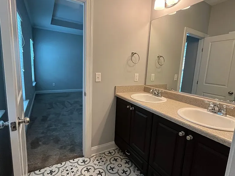 1934 Kenlock Dr — Photo 11