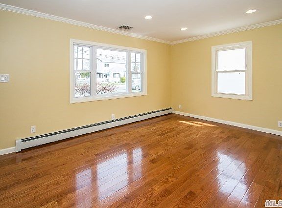 4th image of 2332 Cedar St