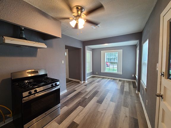 4th image of 223 Eureka Dr