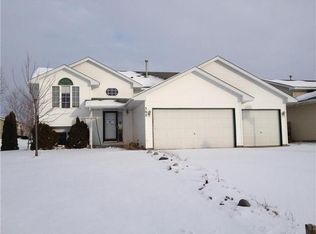 302 13th Ave NE, Buffalo, MN 55313