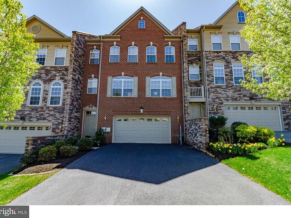 1st image of 3130 McLaughlin Ct