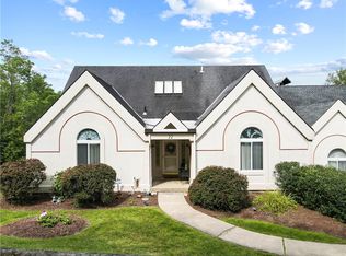 22 Ridgemead Fields Dr, Verona, PA 15147