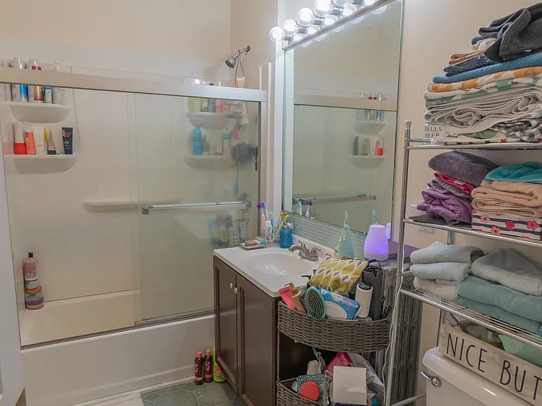 40 Easton St #1 — Photo 15