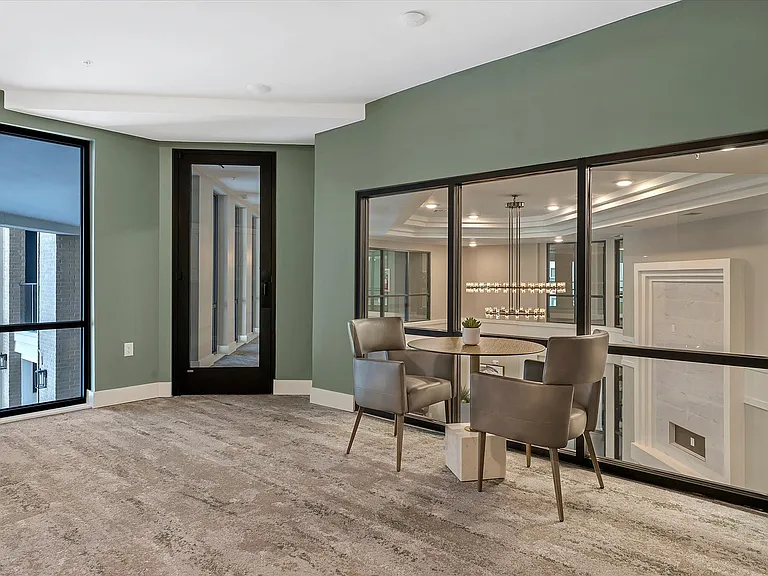 14-10 Crawford St-14