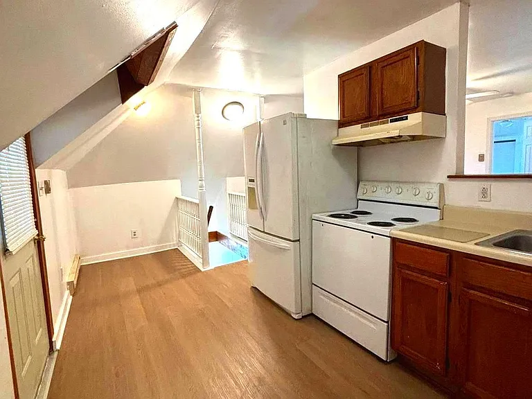 225 Delsea Dr S #B — Photo 10