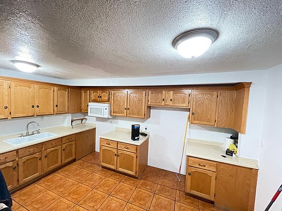 4th image of 5890 Noble St