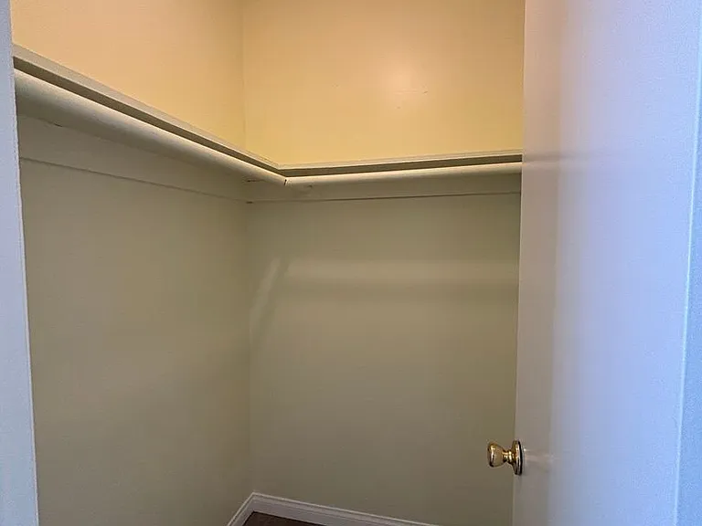 6065 California Ave — Photo 22