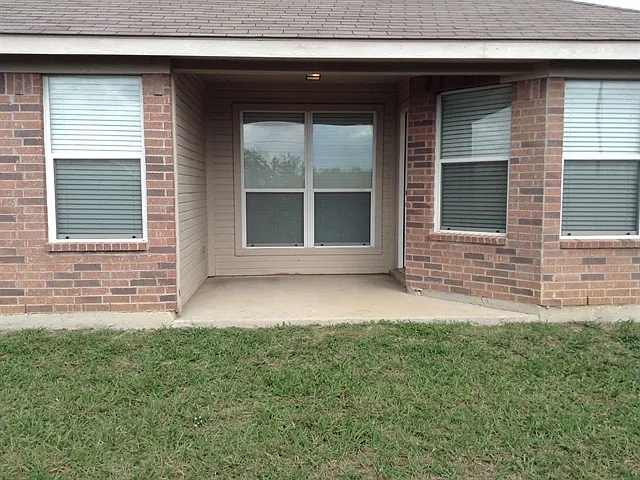 413 Bretts Way — Photo 10