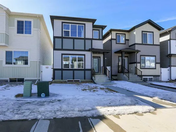 25 N Lake St, Red Deer County, AB T4E 1B9