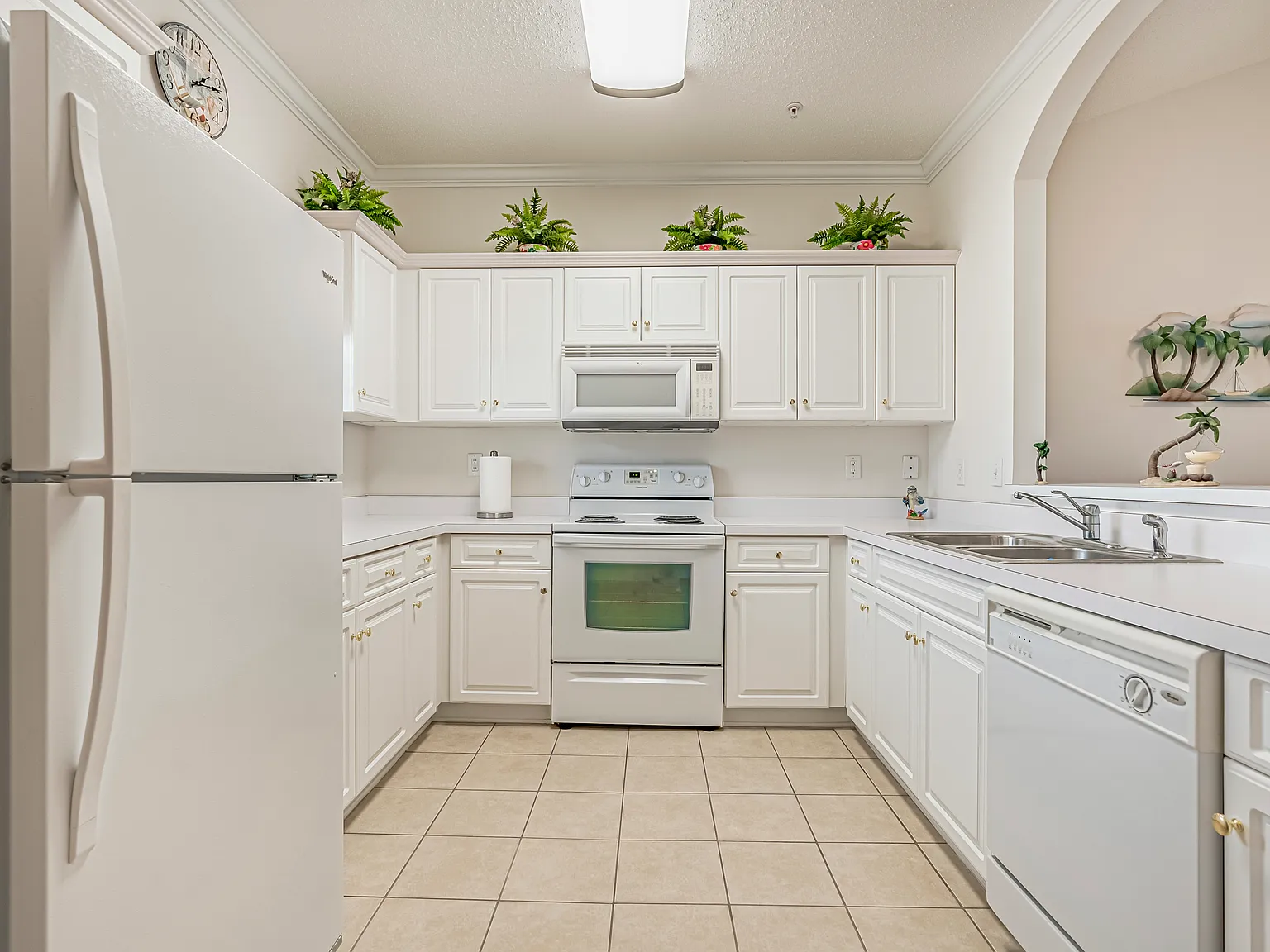 2 bed, 1000 sqft, $1,600 — Photo 4