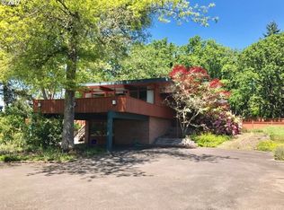 1325 E 29th Pl, Eugene, OR 97403