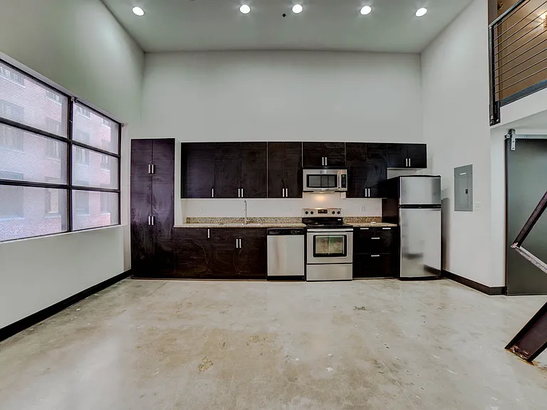 Vandever Lofts — Photo 83
